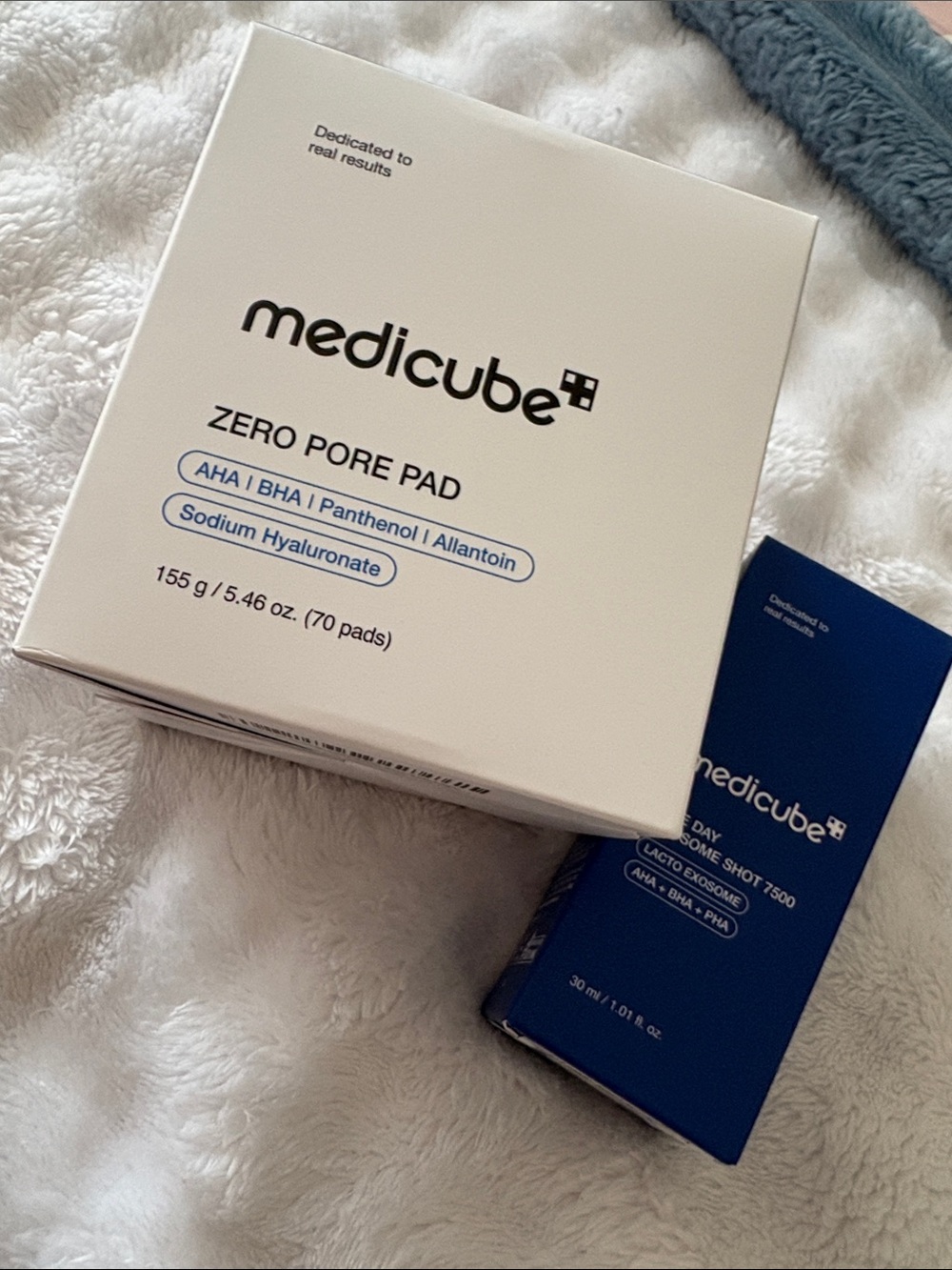 Medicube Zero Pore Pad & Exosome shot